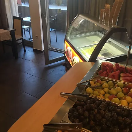 Tm Deluxe Hotel 3*
